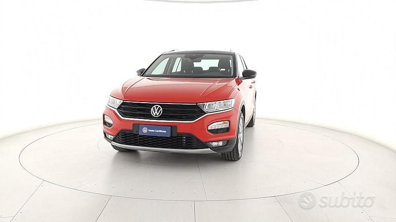 Usata VW T-Roc Style 110 CV (80 kW) 2021 Rosso SUV