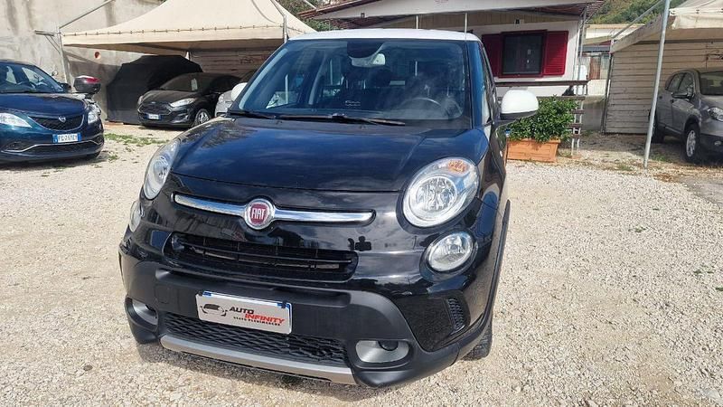 Usata Fiat 500L Trekking 95 CV (69 kW) 2016 Nero Monovolume