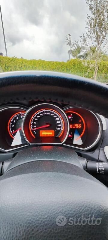 Grigio Usata 2011 Nissan Murano SUV | 10.000 € (Buon prezzo) - Immagine 1/4