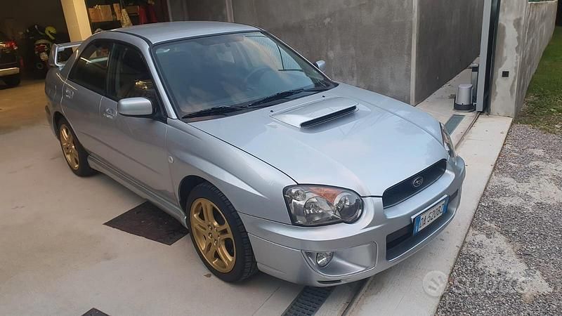 Usata Subaru Impreza 224 CV (164 kW) 2005 Argento Berlina