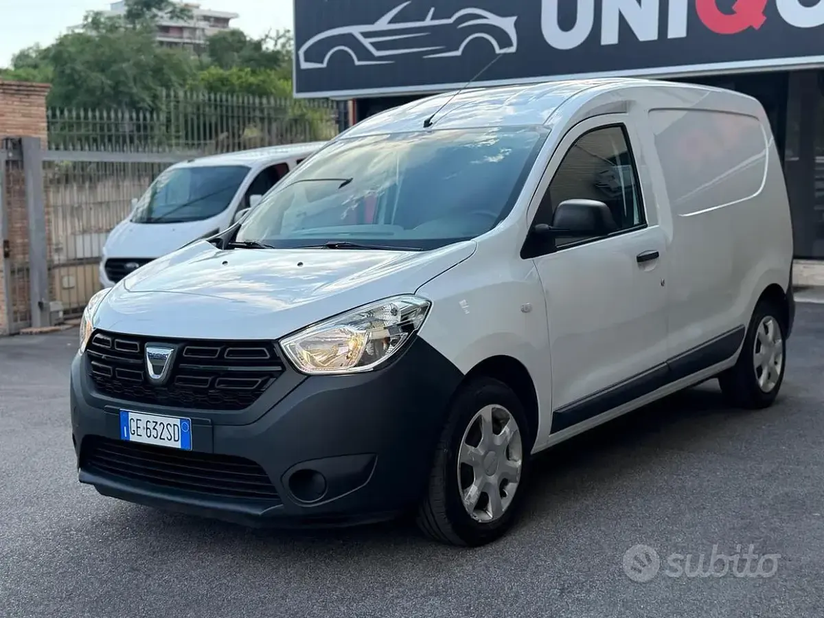 Usata Dacia Dokker 109 CV (80 kW) 2021 Bianco Monovolume