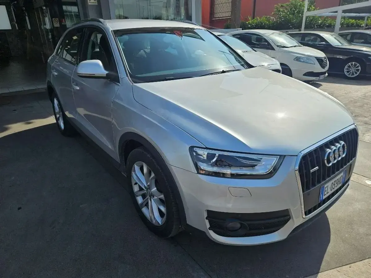 Usata Audi Q3 177 CV (130 kW) 2012 Grigio metallizzato SUV