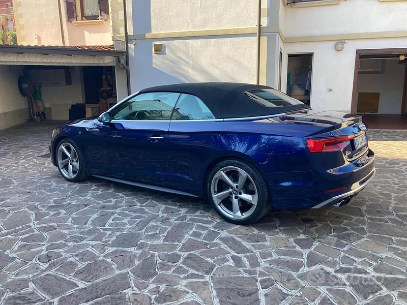 Usata Audi S5 Cabriolet S-Line 354 CV (260 kW) 2017 Blu Cabrio