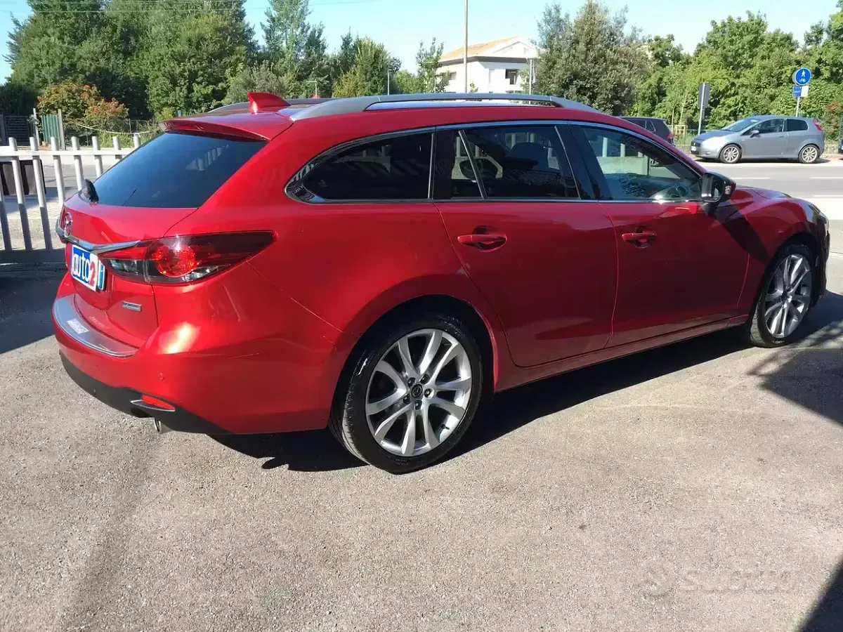 Usata Mazda 6 Exceed 150 CV (110 kW) 2014 Rosso rubino Station wagon