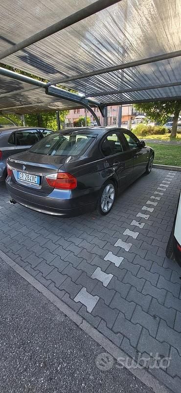 Usata BMW 320 163 CV (119 kW) 2005 Grigio Berlina