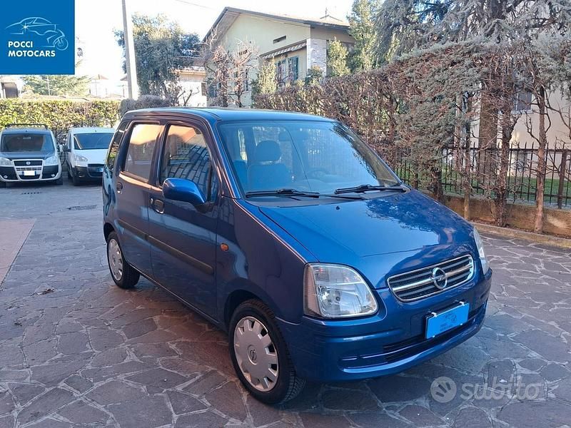 Usata Opel Agila Club 59 CV (43 kW) 2003 Blu Monovolume