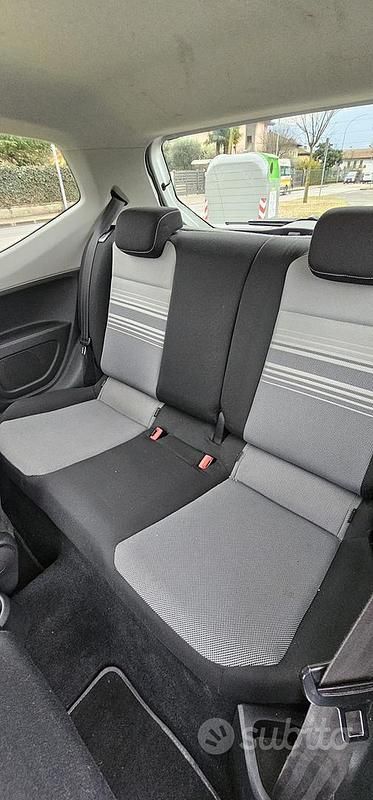 Usata VW up! 75 CV (55 kW) 2012 Bianco Utilitaria