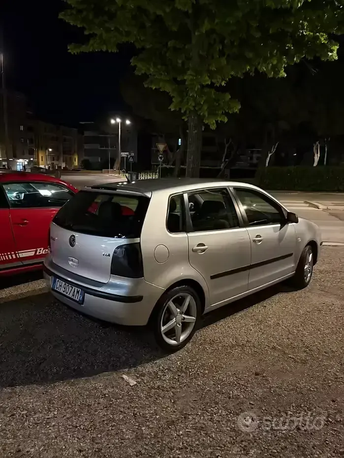 Usata VW Polo 75 CV (55 kW) 2003 Grigio Berlina