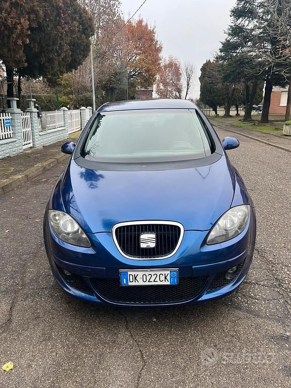 Blu Usata 2007 Seat Altea Stylance Monovolume | 2400 € (Super prezzo) - Immagine 1/4