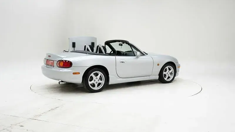 Usata Mazda MX5 139 CV (102 kW) 2000 Altri Cabrio