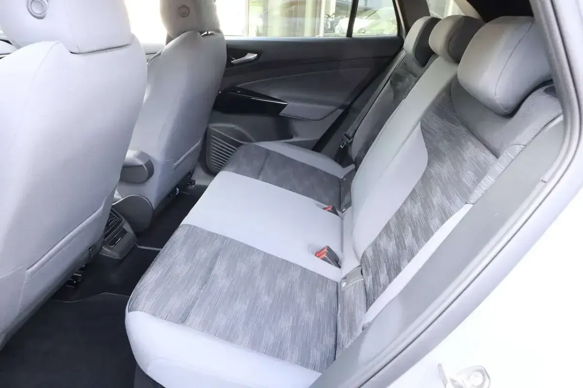 Usata VW ID.4 Pro Performance 69 kW (95 CV) 2023 Grigio SUV