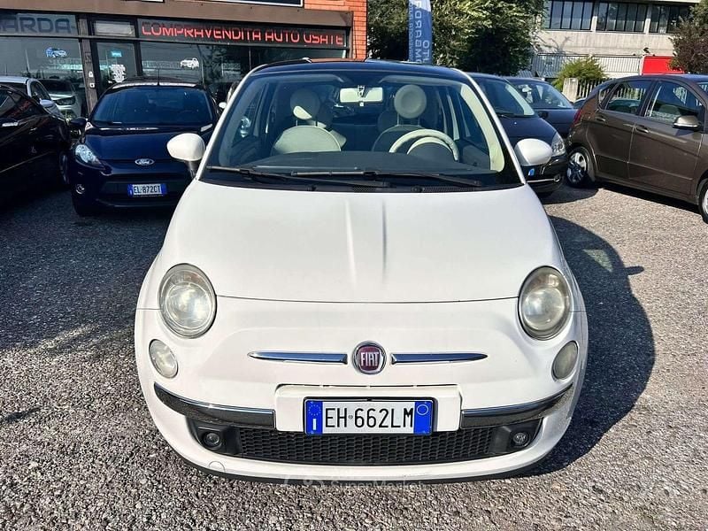 Usata Fiat 500 Lounge 86 CV (63 kW) 2011 Bianco Utilitaria