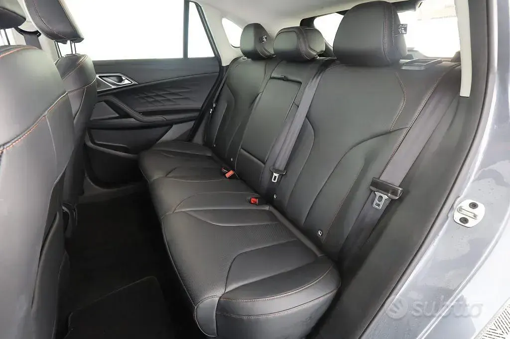 Usata MG HS Luxury 143 CV (105 kW) 2025 Hampstead grey SUV