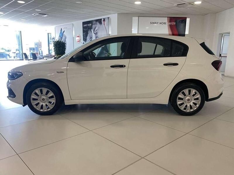 Usata Fiat Tipo 131 CV (96 kW) 2024 Bianco santerellina Berlina