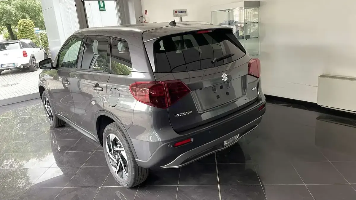 Nuova Suzuki Vitara 110 CV (80 kW) 2026 Oslo SUV