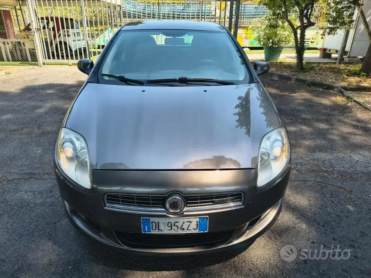 Usata Fiat Bravo 120 CV (88 kW) 2007 Grigio Utilitaria
