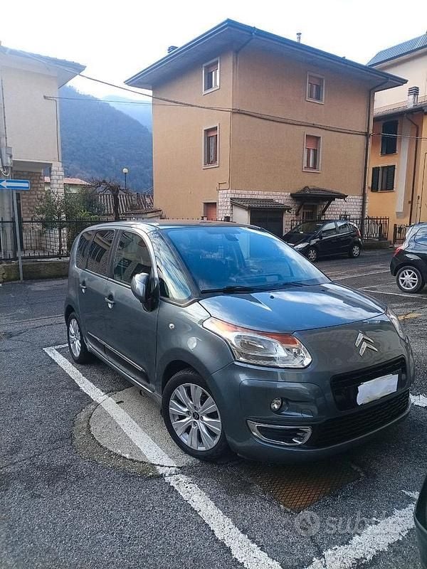 Grigio Usata 2011 Citroën C3 Picasso Monovolume | 4500 € - Immagine 1/4