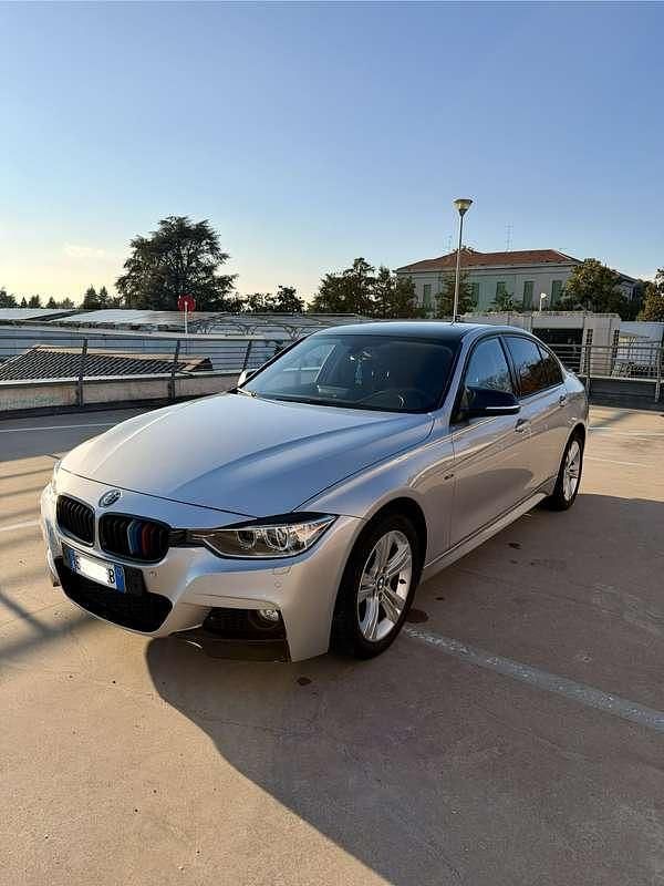 Usata BMW 316 Sport Line 116 CV (85 kW) 2014 Grigio Berlina