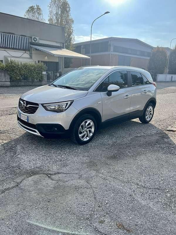 Usata Opel Crossland X Innovation 110 CV (80 kW) 2019 Grigio SUV