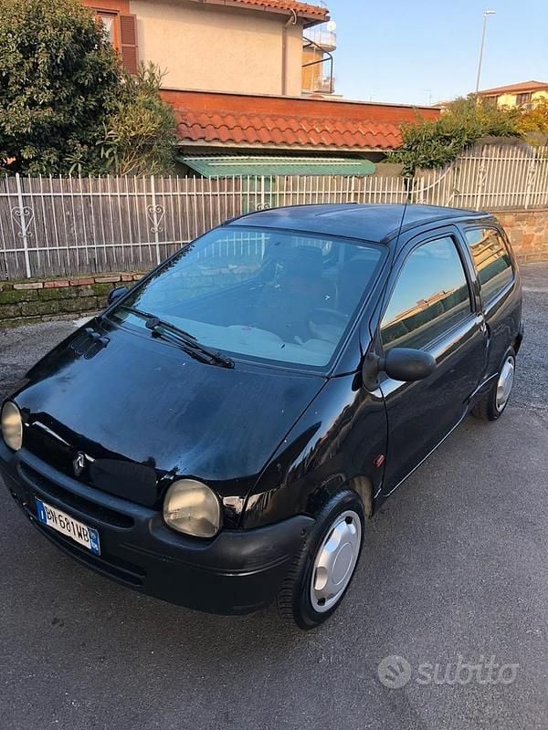 Usata Renault Twingo 58 CV (42 kW) 2000 Nero Utilitaria