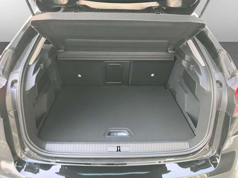 Usata Citroën C4 PureTech 131 CV (96 kW) 2023 Pearl black Berlina
