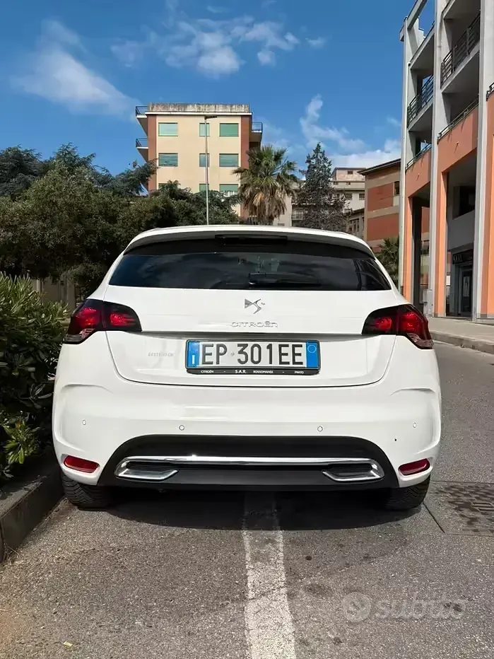 Usata Citroën DS4 120 CV (88 kW) 2012 Bianco Utilitaria