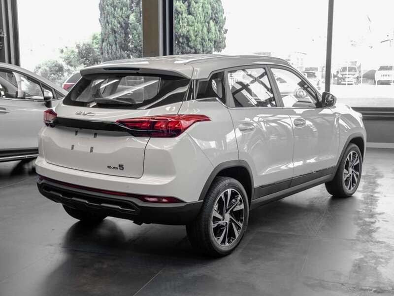 Usata EVO Evo 5 93 kW (127 CV) 2023 Bianco SUV