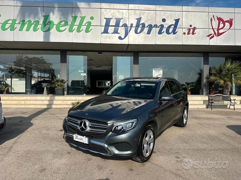 Grigio Usata 2017 Mercedes 220 Exclusive Station wagon | 22.990 € - Immagine 1/4