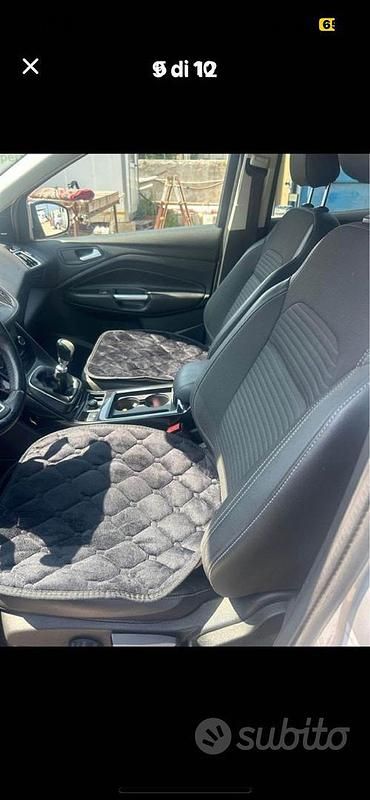 Usata Ford Kuga 120 CV (88 kW) 2018 Grigio SUV