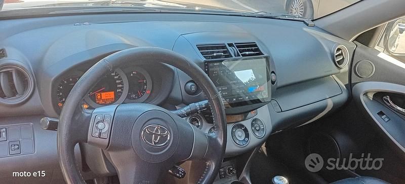 Usata Toyota RAV4 177 CV (130 kW) 2006 SUV
