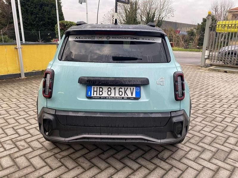 Nuova Renault 4 E-Tech Komfort 110 kW (150 CV) 2025 Verde hauts de france SUV