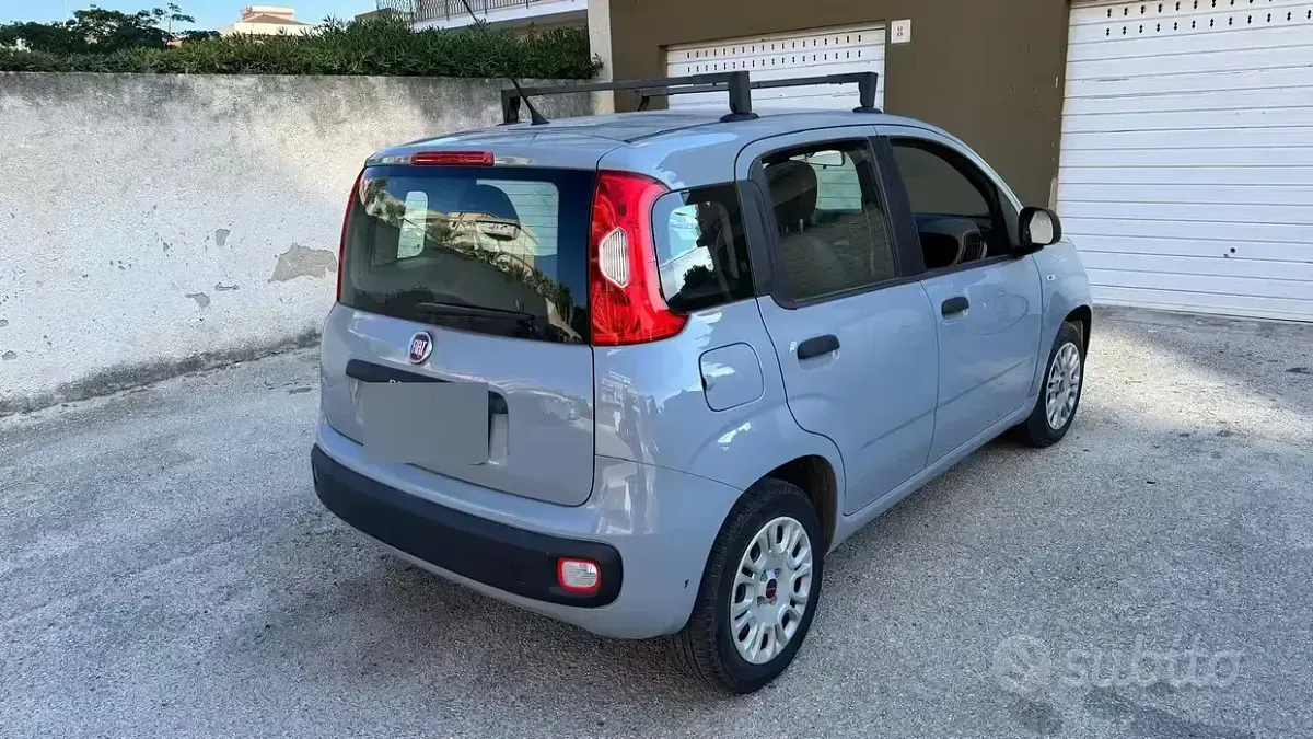 Usata Fiat Panda Easy 69 CV (50 kW) 2018 Bluazzurro Utilitaria