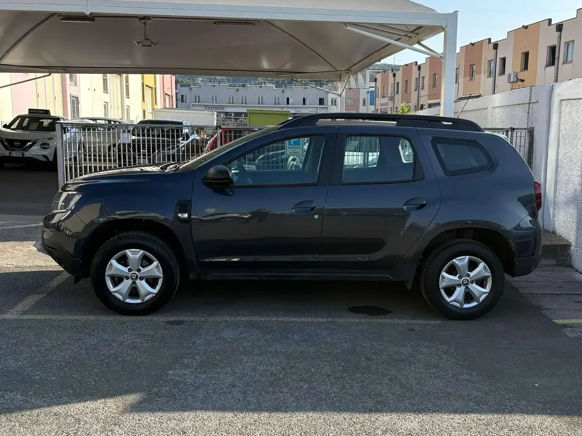 Usata Dacia Duster Comfort 101 CV (74 kW) 2021 Nero SUV