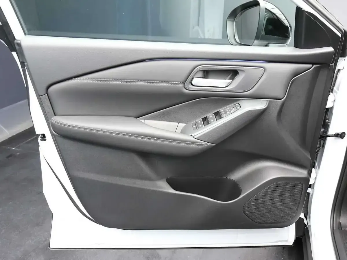 Nuova Nissan Qashqai N-Connecta 158 CV (116 kW) 2026 Grigio SUV