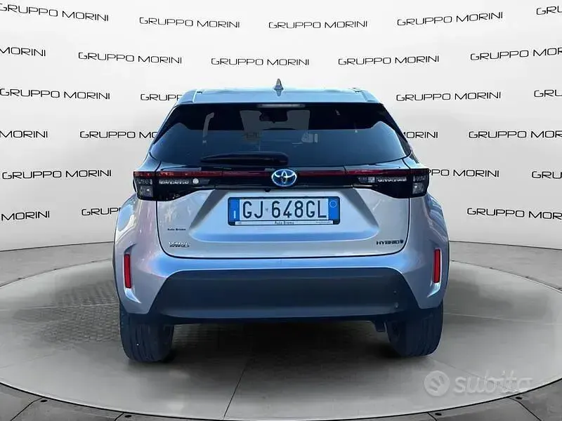 Usata Toyota Yaris Cross Trend 116 CV (85 kW) 2022 Grigio SUV
