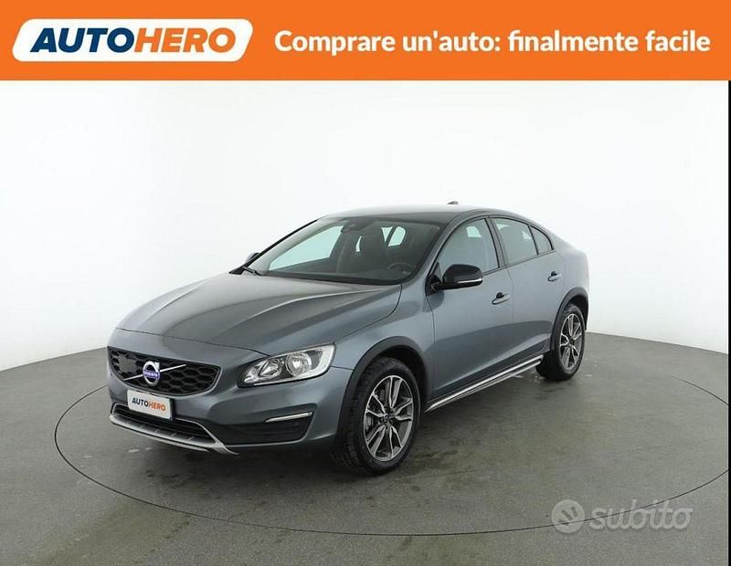 Usata Volvo S60 2018 Grigio Berlina