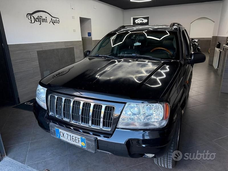 Nero Usata 2003 Jeep Grand Cherokee Overland SUV | 2500 € (Ottimo prezzo) - Immagine 1/4