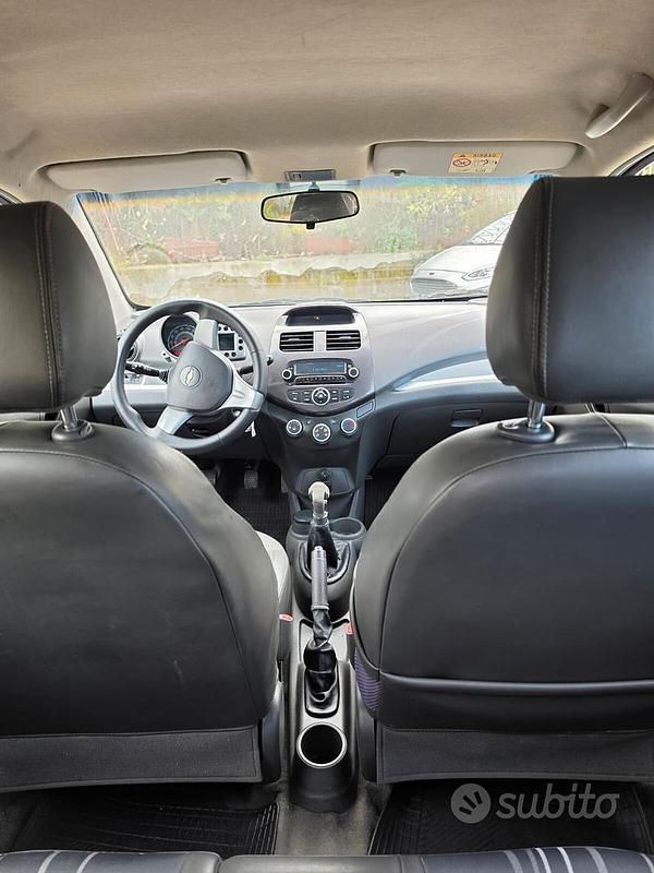 Usata Chevrolet Spark LT 67 CV (49 kW) 2014 Bianco Utilitaria