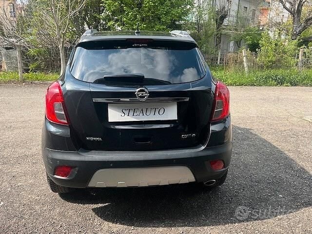 Usata Opel Mokka Cosmo 131 CV (96 kW) 2015 Nero SUV