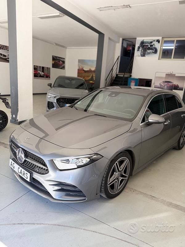 Usata Mercedes A180 Premium 115 CV (84 kW) 2020 Grigio Berlina