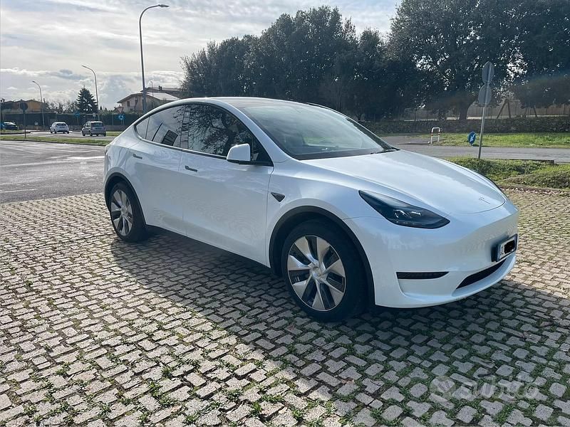 Usata Tesla Model Y RWD 250 kW (340 CV) 2022 SUV