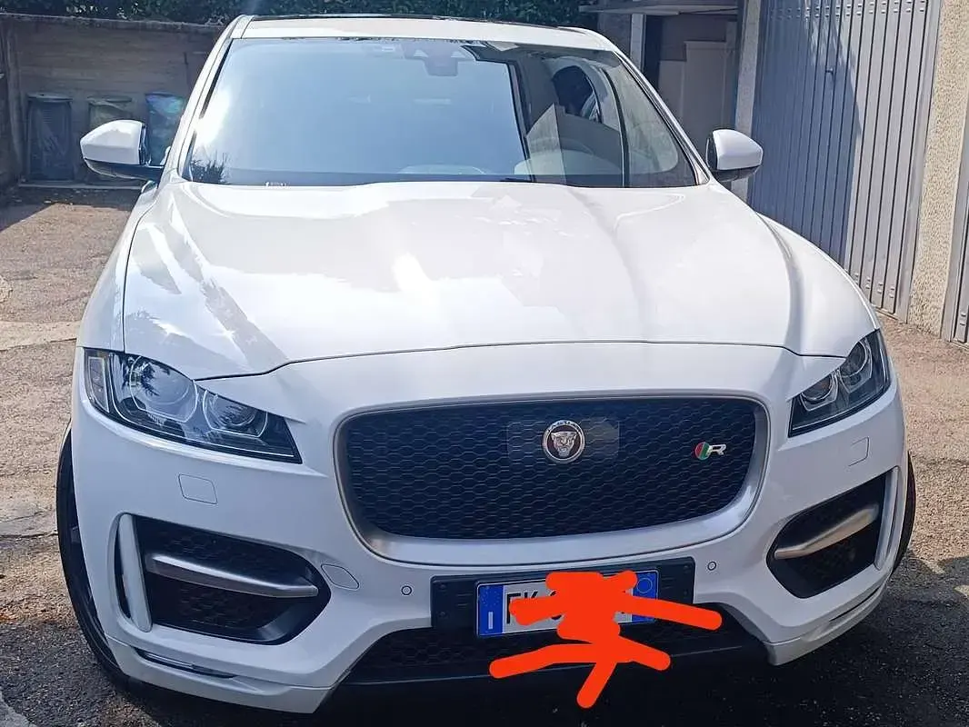 Usata Jaguar F-Pace R-Sport 179 CV (131 kW) 2017 Bianco SUV