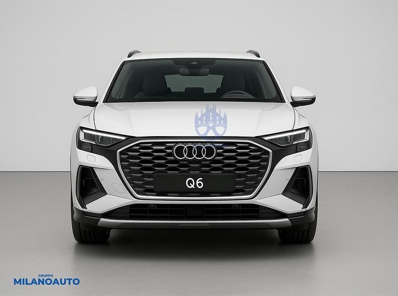 Usata Audi Q6 e-tron S-Line 225 kW (306 CV) 2025 Bianco SUV