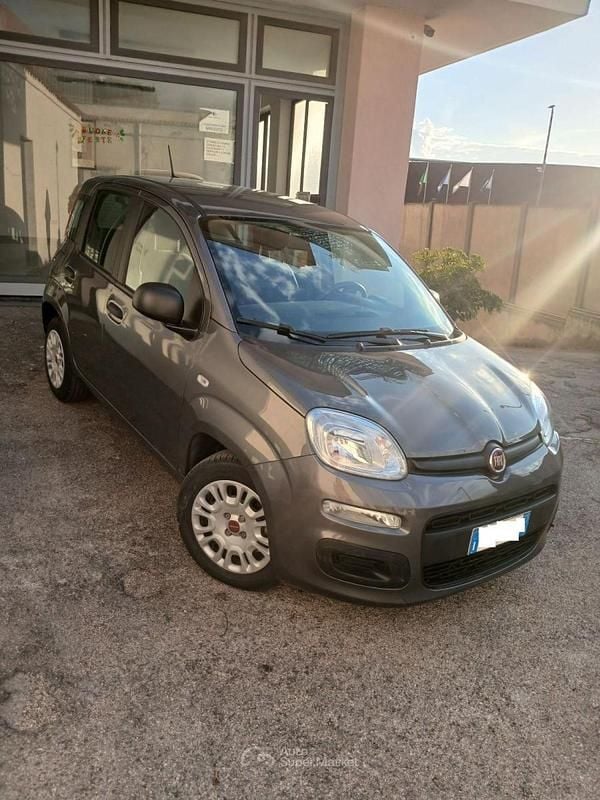 Usata Fiat Panda S 69 CV (50 kW) 2021 Grigio Berlina