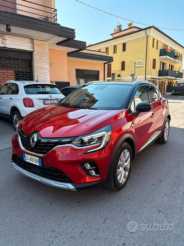 Usata Renault Captur 100 CV (73 kW) 2021 SUV