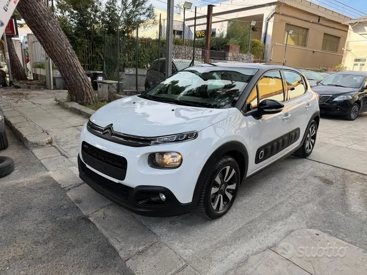 Usata Citroën C3 Shine 82 CV (60 kW) 2016 Bianco Berlina