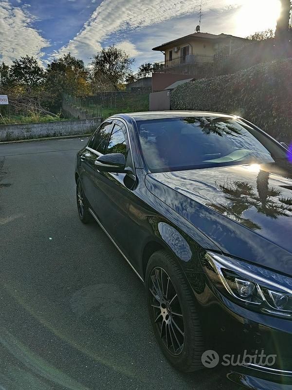 Usata Mercedes C220 170 CV (125 kW) 2014 Nero Berlina