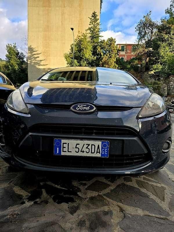 Usado Ford Fiesta 68 HP (50 kW) 2012 Azul Citadino