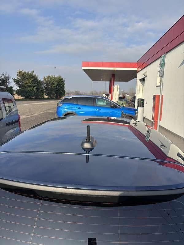 Usata Mini ONE 102 CV (75 kW) 2019 Blu/azzurro Utilitaria