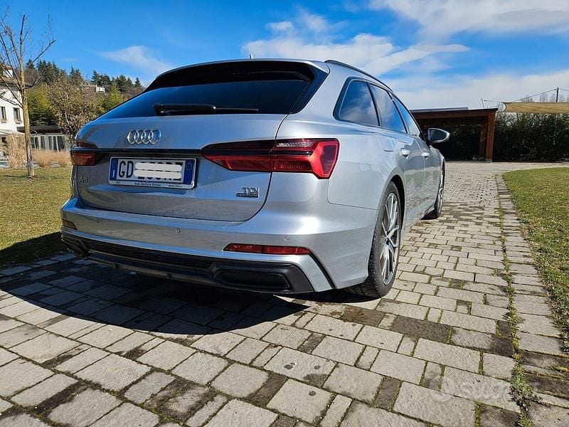 Usata Audi A6 S-Line 204 CV (150 kW) 2019 Grigio Station wagon